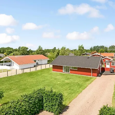 Holiday home Gorgeous In With Sauna